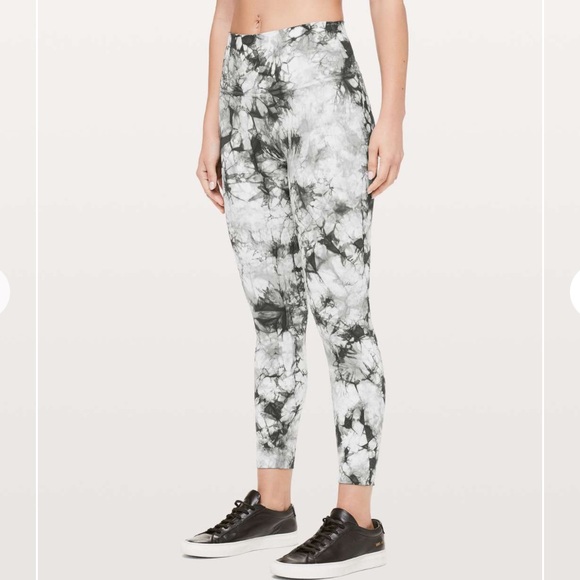 Lululemon Wunder Under 7/8 Dual Shibori Full-On Luxtreme 25" Antique White  Grey - Picture 2 of 5